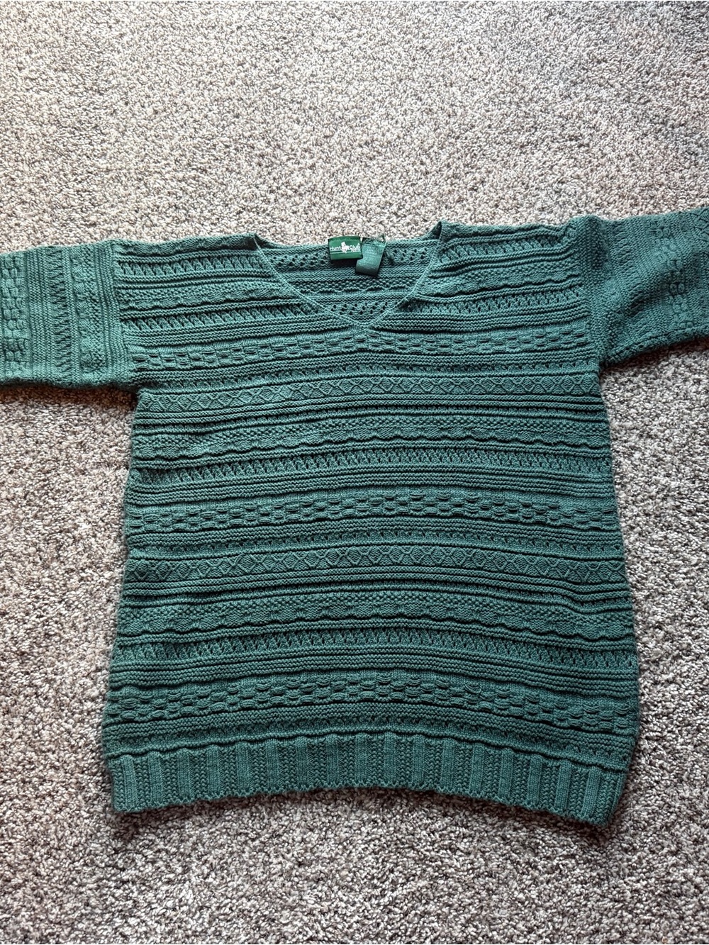 Hunt Club Women’s Green Textured V-Neck Sweater